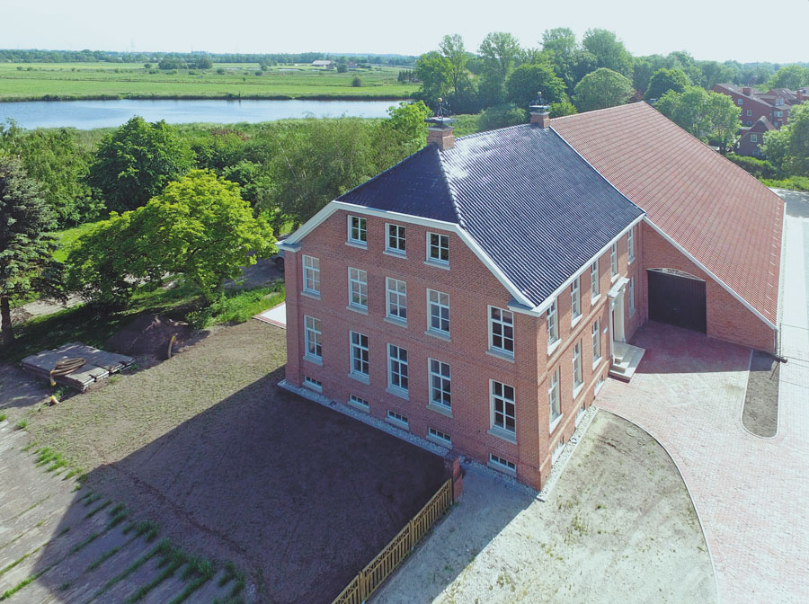 Umbau und Sanierung eines alten Gutshofes in Emden
